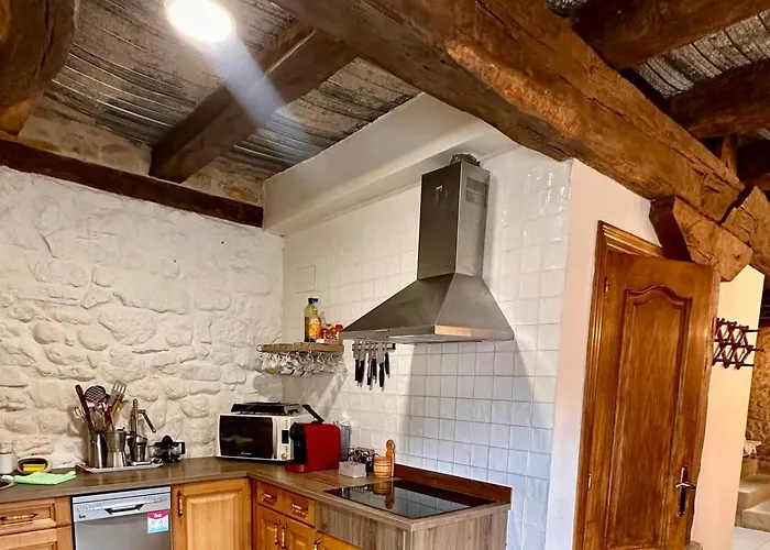 Willa Palacio Labrequines